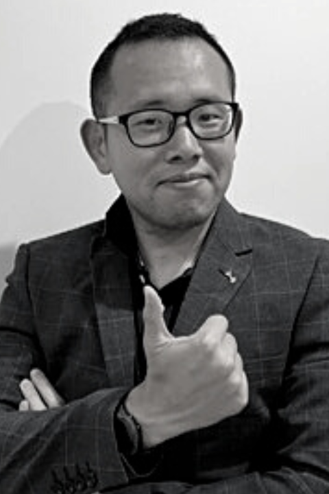 Yilun Wang